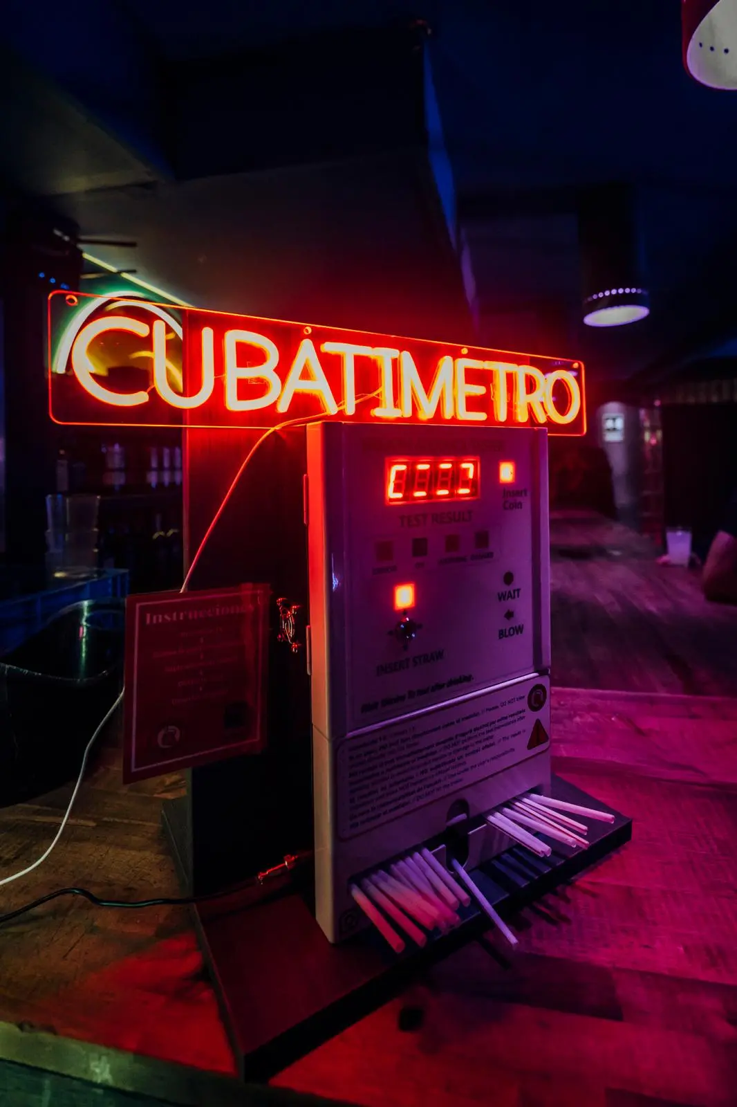 Alquiler de alcoholímetros interactivos para discotecas, bares, festivales y eventos